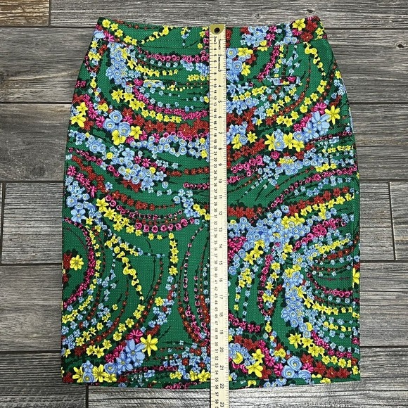 Talbots Green Floral Staight Pencil Skirt Size 2 Woven 28 1/2 Waist Stretch - Picture 8 of 16